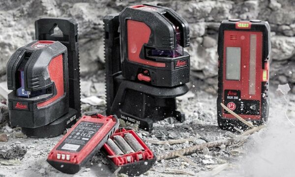 LEICA LINO P5 Duvarcılar için 5 Noktalı Şakül Lazer Terazi