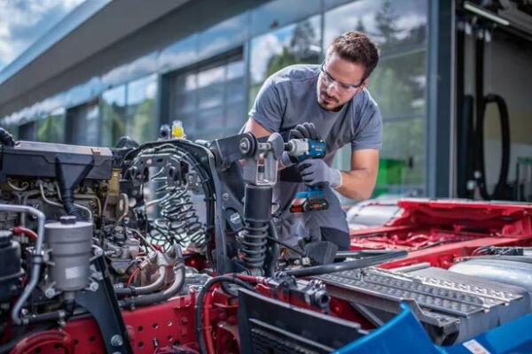 Bosch GDS 18V-450 PC Tork Hafızalı Akülü Darbeli Somun Sıkma Makinası - 06019K4102
