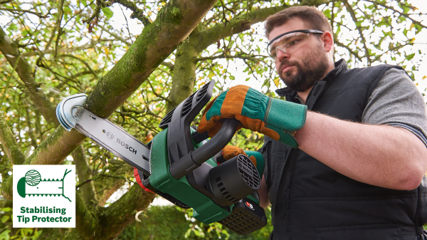 BOSCH Universal Chain Akülü Motorlu Zincirli Testere 18 Volt