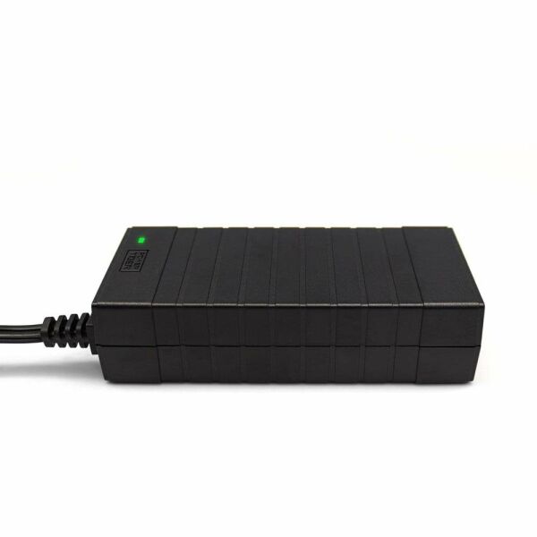 PARAGO 220 Volt-12 Volt Dönüştürücü Adaptör (PGACDC)