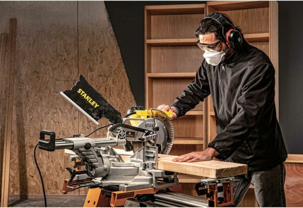 Stanley SM18-TR Gönye Kesme Makinası 1800 W 254 mm