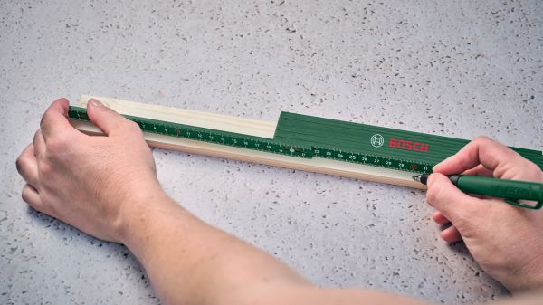 BOSCH Su Terazisi - Katlanır Metre - Kalemli İşaretleme Seti (1600A02W7S)
