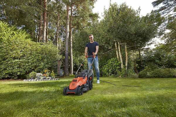 Black+Decker BEMW461BH 1400 W Çim Biçme Makinesi