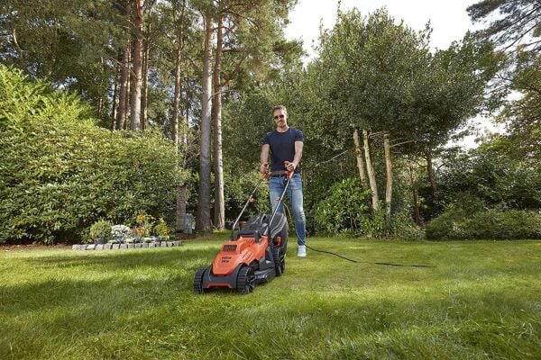 Black+Decker BEMW461BH 1400 W Çim Biçme Makinesi