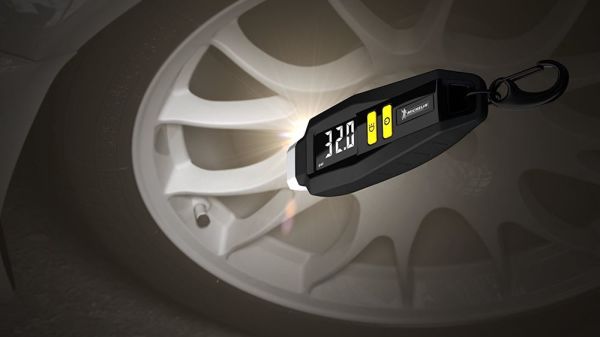 MICHELIN MC12290 Dijital Lastik Basınç Ölçer 99 Psi