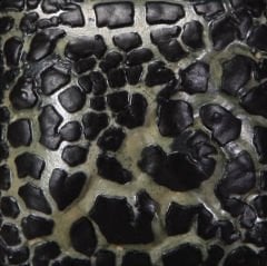 SW404 Black Mudcrack Stoneware Sır