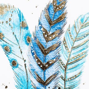 Doğal Ahşap Çerçeveli Gold Kabartmalı Kuş Tüyü Figürlü Kanvas Tablo Mavi-Beyaz 45x2,5x60 Cm.