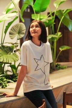 EDA GÜNGÖR X MAKE-A-WISH TÜRKİYE T-Shirt