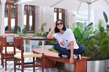 NİHAN PEKER X MAKE-A-WISH TÜRKİYE T-Shirt