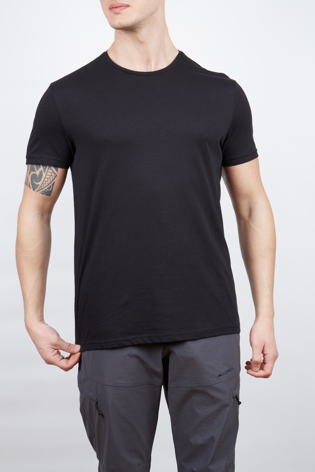 Alpinist Albino Basic T-Shirt Siyah