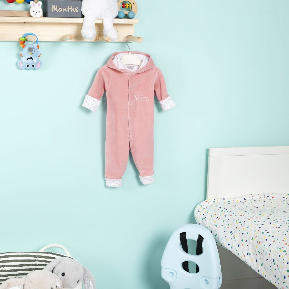 Pembe Tavşan Kulaklı Kapüşonlu Patiksiz Kadife Tulum
