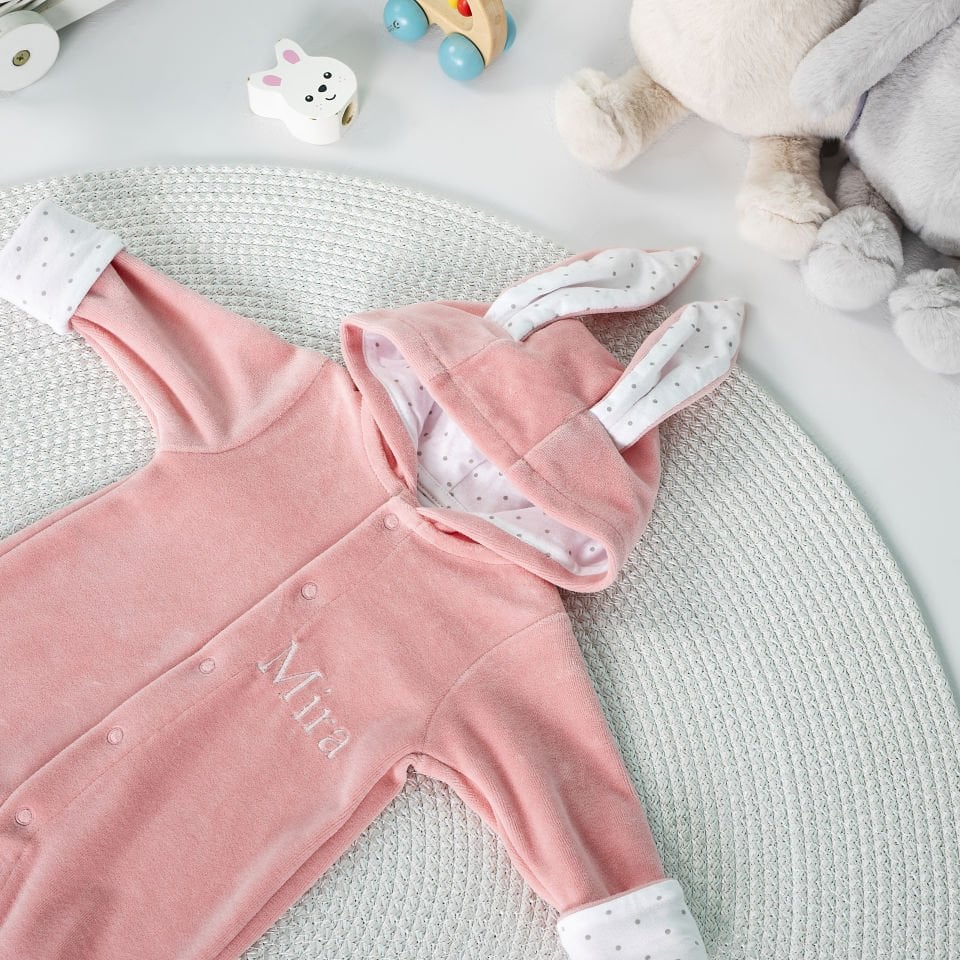 Pembe Tavşan Kulaklı Kapüşonlu Patiksiz Kadife Tulum