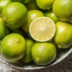 Tüplü Aşılı Tahiti Lime Çekirdeksiz Limon Fidanı