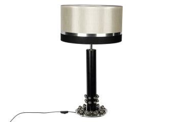 Metal Ayaklı Siyah Abajur 25x25x60cm