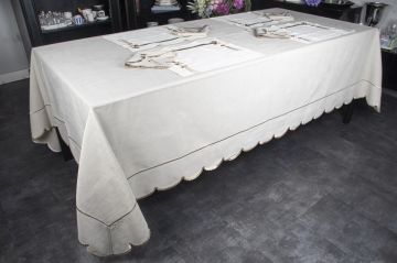 Zafir Taş Rengi 180x280 Masa Örtüsü