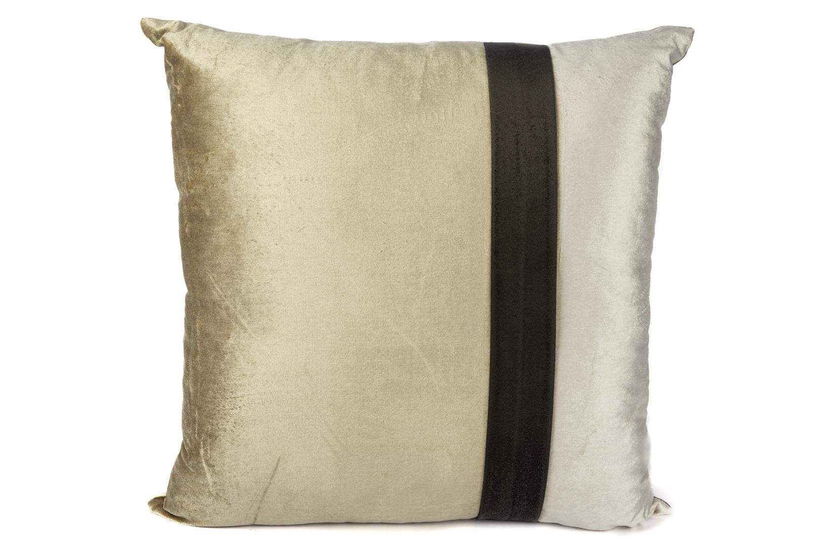 Lily Kahve Bej Düz 55X55 Yastık Kırlent