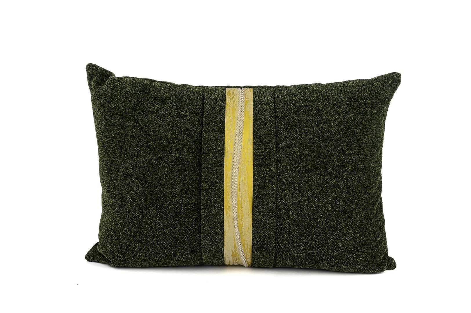 Olive Düz Yeşil Sarı Şeritli Yastık Kırlent 35x50