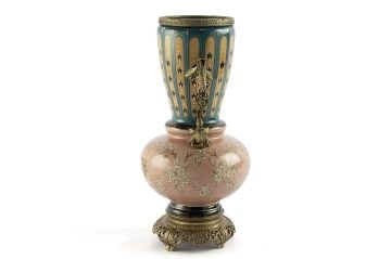 Pembe Kelebekli Porselen Vazo 18x36cm