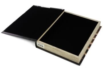 Behınd The Cartains Kitap Kutu 29x22x4cm