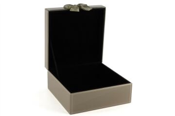 Cappuccıno Yeşil Mermer Fiyonklu Kutu 23x22x11cm