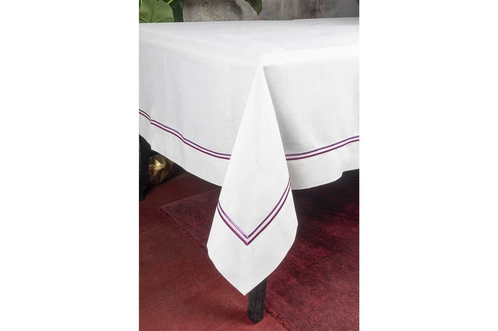 Nicole Magenta 180x280 Masa Örtüsü