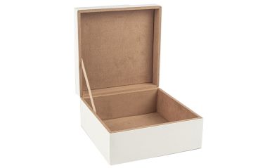 Beyaz Siyah Deri Takı Kutusu 22x22x11cm