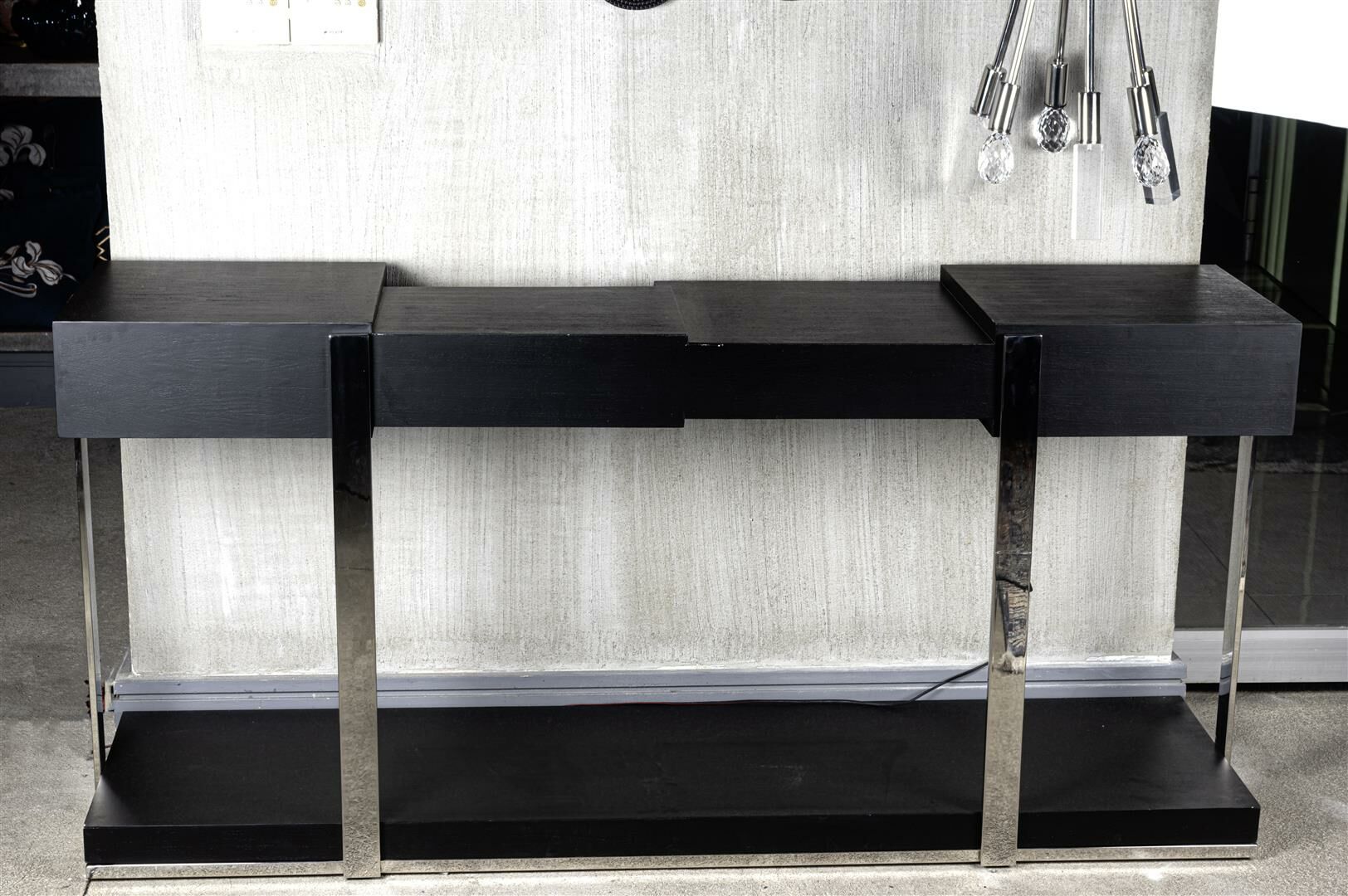 Siyah Ahşaplı Gümüş Ayaklı Konsol 162x41x76cm