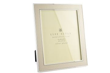 Silver Kenarlı Krem Kumaş Çerçeve 20x25cm