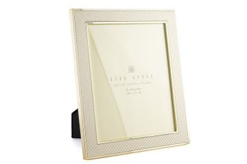 Gold Kenarlı Krem Kumaş Çerçeve 20x25cm