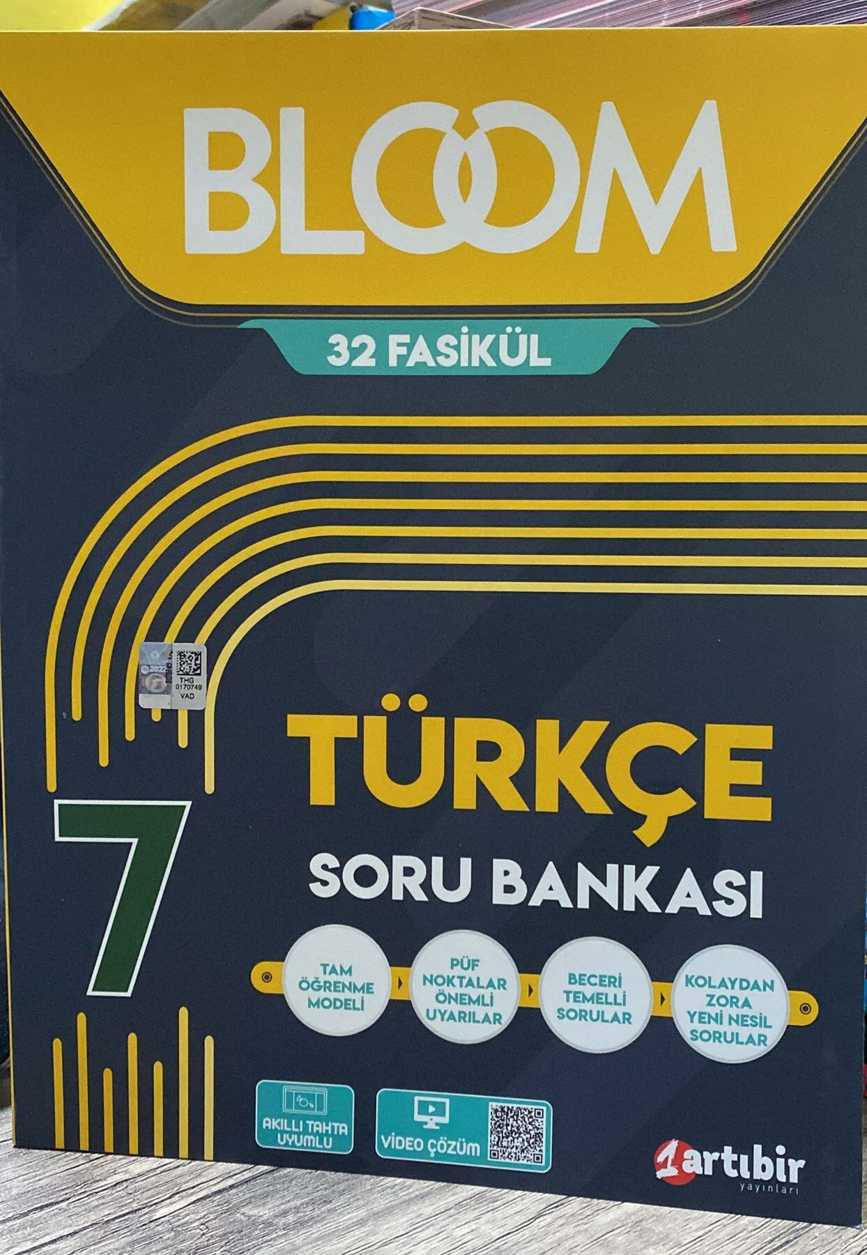 Artıbir Yayınları 7.Sınıf Bloom Türkçe  Soru Bankası 2023