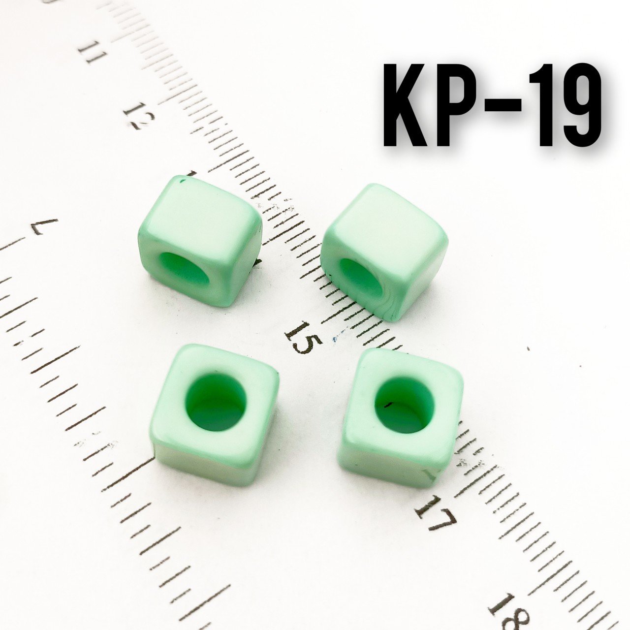 KP-19 Mint Yeşil Akrilik Küp Boncuk 9*7 mm
