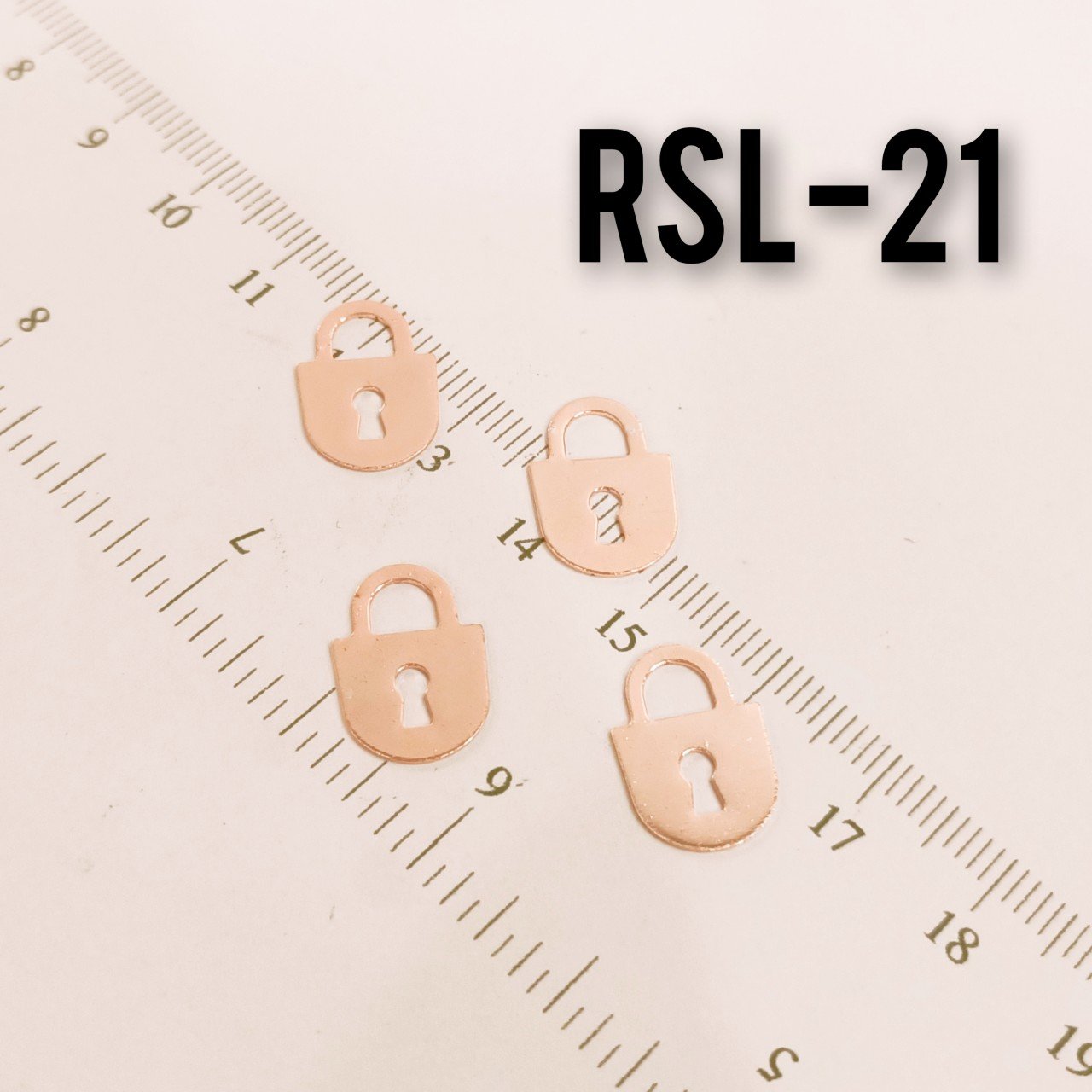 RSL-21 Rose Kaplama Kilit Sallantı