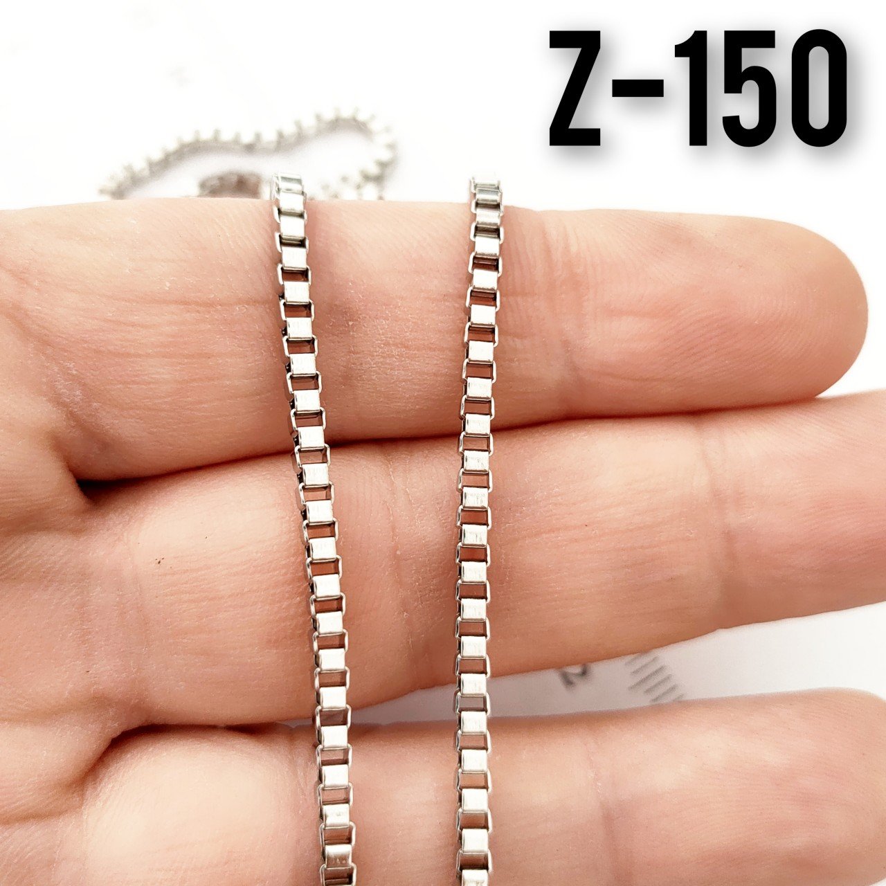 No : 150 Gümüş Renk Kare Box Zincir 2.4 mm