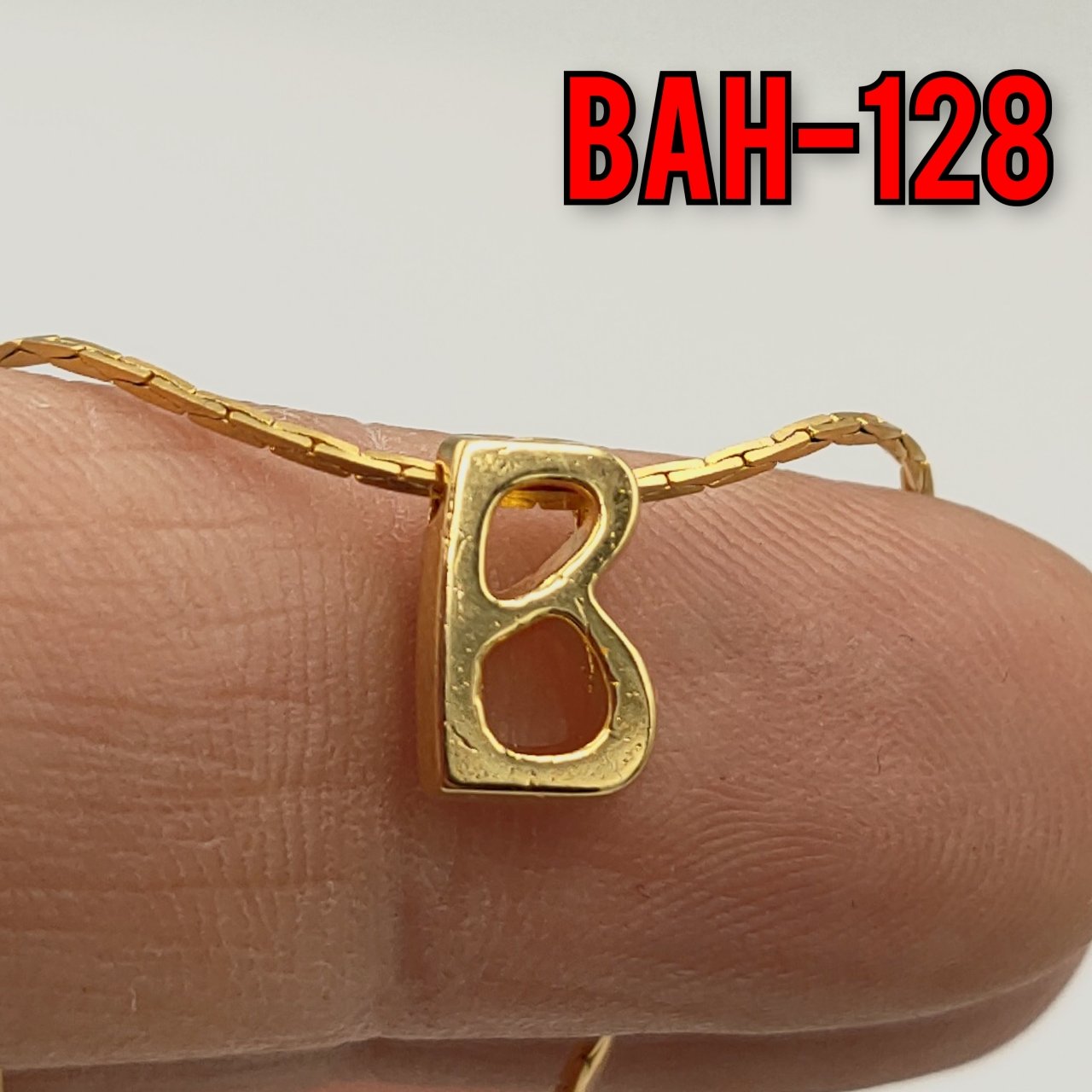 BAH-128 24 Ayar Altın Kaplama B Harfi Boncuk