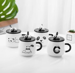 Seramik Sevimli Panda Kapaklı Kaşıklı Kupa Bardak