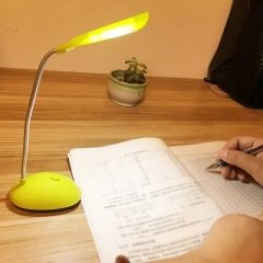 Kitap Okuma Lambası Masa Lambası Yeşil