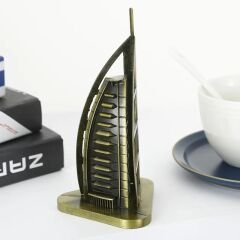 Metal Dubai Burj Al Arab Otel Dekoratif Biblo