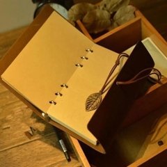 Deri Kapaklı Retro Eskitme Defter Kırmızı