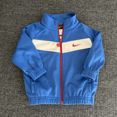 Nike Mavi Beyaz Rüzgarlık 12 ay