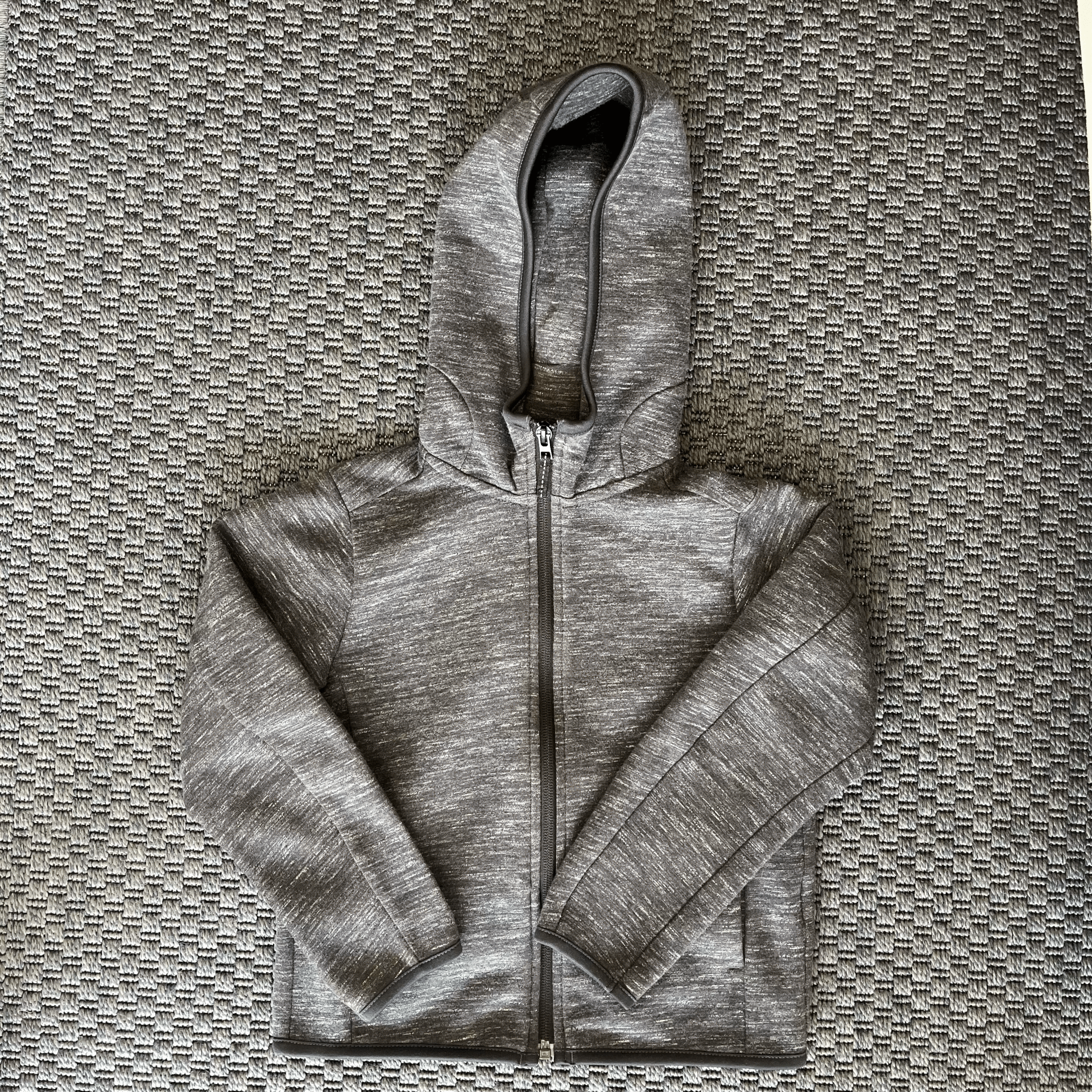 Uniqlo Gri Sweatshirt 5 6 yaş