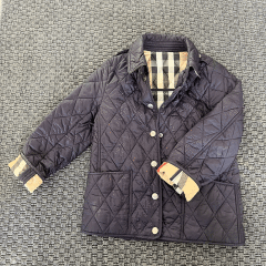 Burberry Lacivert Kapitone ceket 6 yaş 116 cm