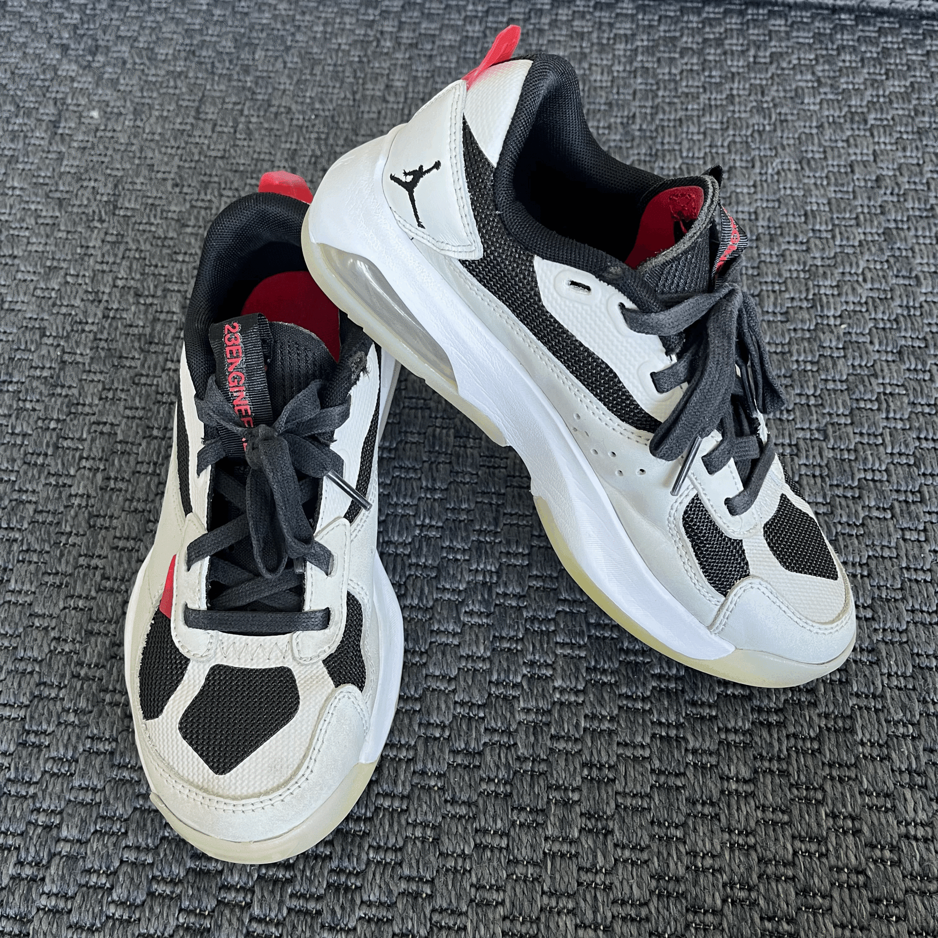 Nike Air Jordan 200 E Basketbol Ayakkabısı 36 numara