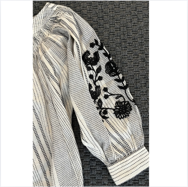 Zara Kolları işli Bluz 8 yaş