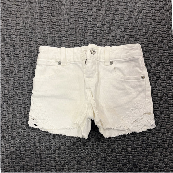 Ralph Lauren Beyaz Şort 5 yaş