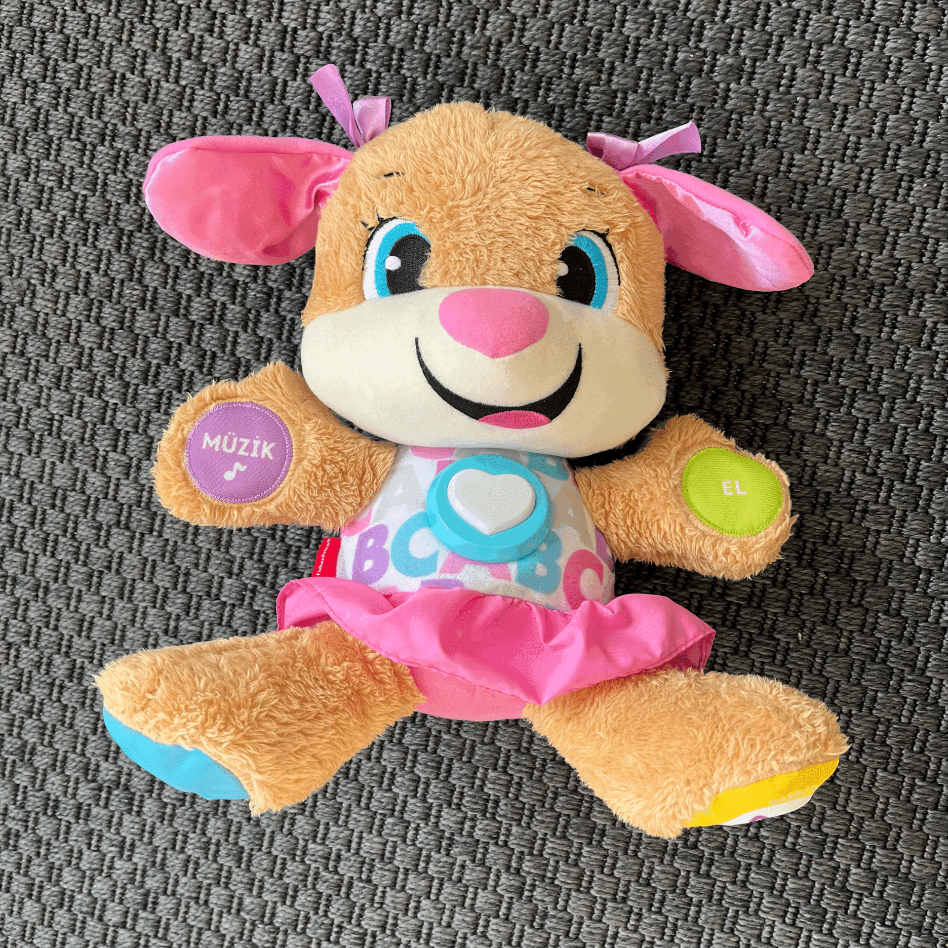 Fisher Price Eğitici Köpekçik Oyuncak (75 den fazla ses, şarkı ve cümle)
