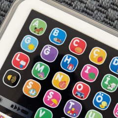 Fisher Price 12 - 36 ay için Eğitici Tablet oyuncak