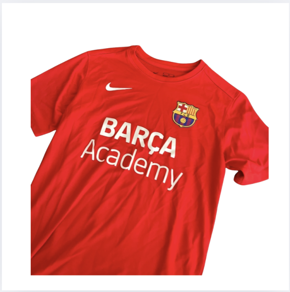 Barca Academy Kırmızı forma nike XL beden 13-15 yaş