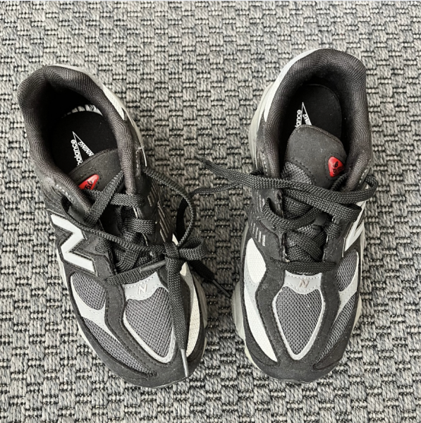 New Balance 9060 BK ayakkabılar 35 numara