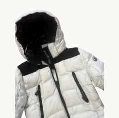 Moncler Beyaz Kayak Montu 8 10 yaş