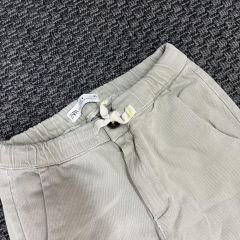 Zara Gri Pantolon 8 yaş